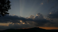 Dramatischer Abendhimmel ber dem Hohenstoffel, September 2020