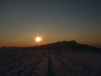 Winterlicher Sonnenaufgang ber dem Hohenstoffel / Hegau